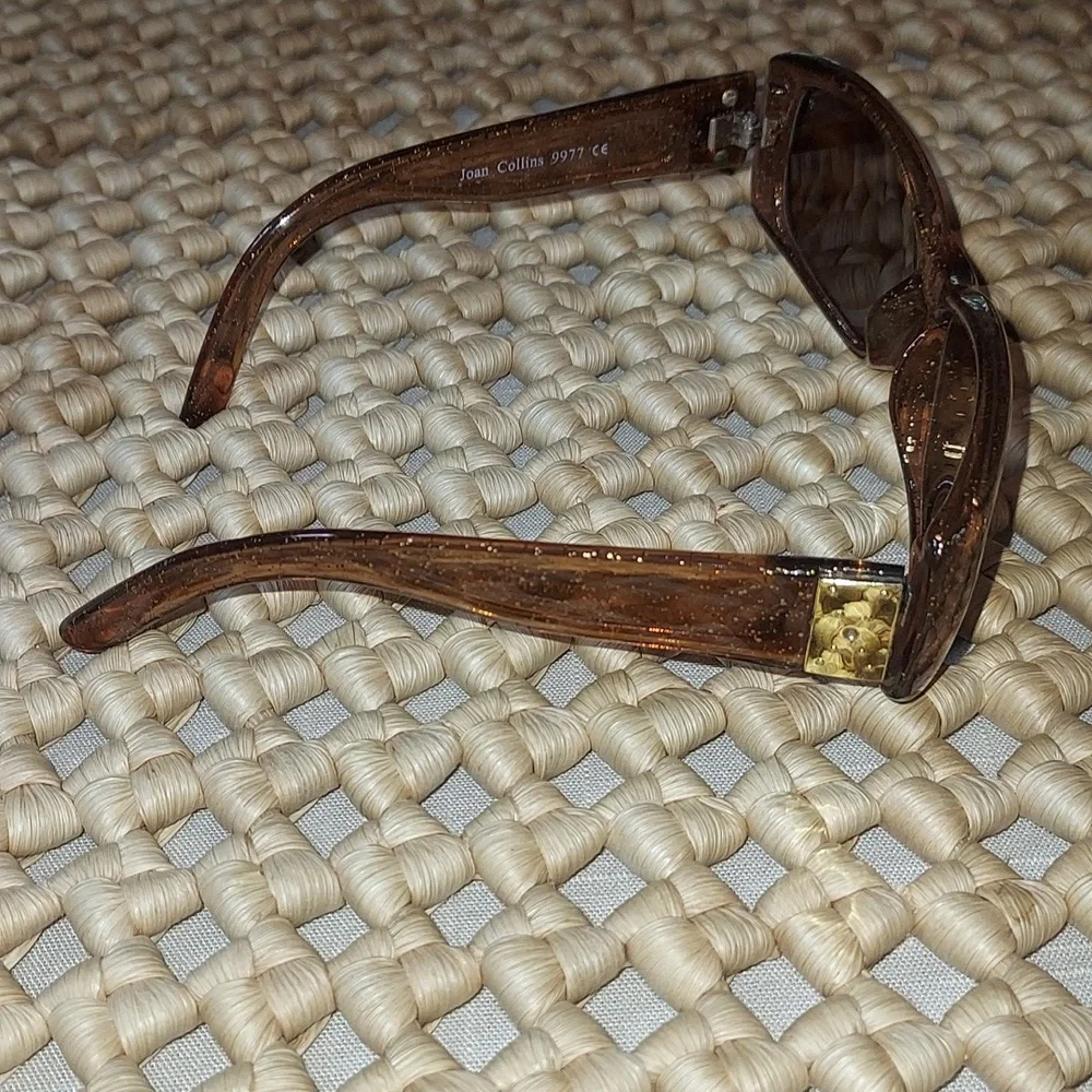 Joan Collins 9977 VTG Sunglasses/ Glasses - Picture 4 of 7